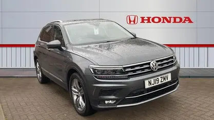 Grey Used 2019 VW Tiguan SEL SUV | £19,099 (Fair price)