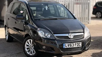 Used Vauxhall Zafira Design Edition 140 HP (102 kW) 2014 MPV