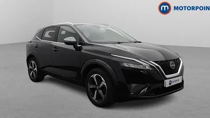 Black Used 2022 Nissan Qashqai N-Connecta SUV | £17,099 (Fair price)