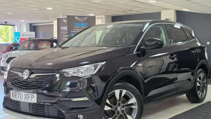 Used Vauxhall Grandland X S 131 HP (96 kW) 2020 Black SUV