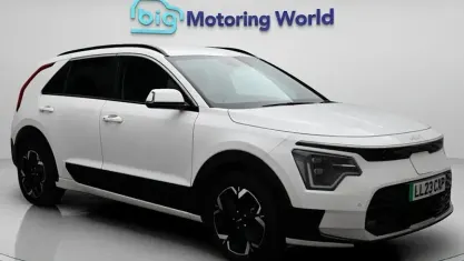 Usado Kia Niro 150 kW (204 HP) 2024 SUV