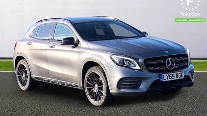 Usado Mercedes GLA180 AMG line 122 HP (89 kW) 2020 Cinzento SUV