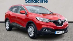 Red Used 2015 Renault Kadjar Dynamique SUV | £7,218 (Fair price)