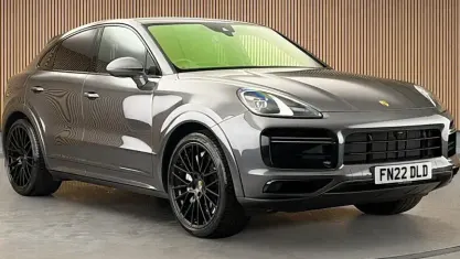 Used Porsche Cayenne Turbo 551 HP (405 kW) 2022 Quartzite grey SUV