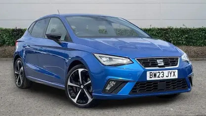 Used Seat Ibiza FR Sport 110 HP (80 kW) 2023 Blue Hatchback