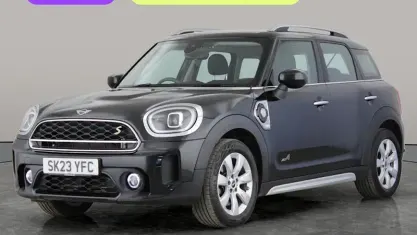 Begagnad Mini Cooper S Classic 220 HK (161 kW) 2022 Halvkombi