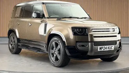 Used Land Rover Defender Dynamic 404 HP (297 kW) 2023 Brown SUV