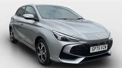 Gebraucht MG MG3 Trophy 194 PS (142 kW) 2025 Silber Kleinwagen