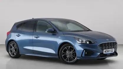 Used Ford Focus ST-Line 125 HP (91 kW) 2019 Blue Hatchback