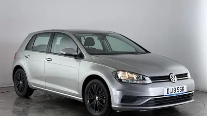 Used VW Golf VII SE 125 HP (91 kW) 2018 Silver Hatchback