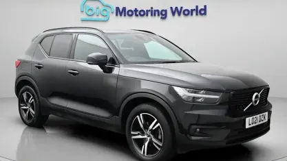 Used Volvo XC40 R-Design 163 HP (119 kW) 2021 Black SUV