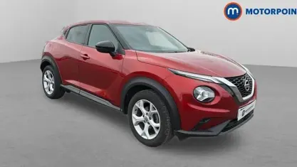 Used Nissan Juke N-Connecta 114 HP (83 kW) 2021 Red SUV