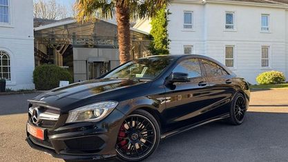 Käytetty Mercedes CLA45 AMG AMG 381 HP (280 kW) 2016 Musta Sedan
