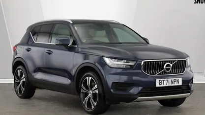 Denim blue Used 2021 Volvo XC40 Inscription SUV | £20,990 (Fair price)