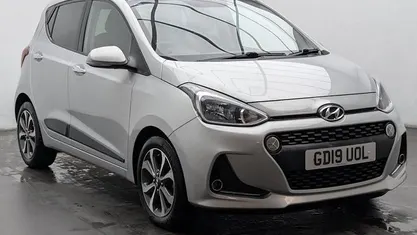 Silver Used 2019 Hyundai i10 Premium SE Hatchback | £11,650 (Fair price)