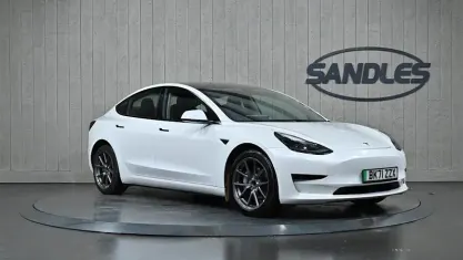 Usado Tesla Model 3 Standard Range 208 kW (283 HP) 2021 Branco Sedan