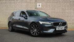 Used 2022 Volvo V60 Momentum Estate | £19,280 (Fair price)