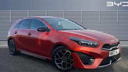 Usado Kia Ceed GT-Line 160 HP (117 kW) 2023 Laranja Citadino