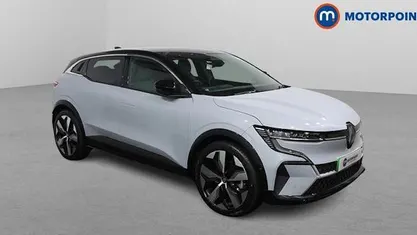 Used 2025 Renault Megane E-Tech Komfort Hatchback | £22,199 (Fair price)