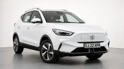 Used MG ZS Trophy Connect 114 kW (156 HP) 2022 White SUV