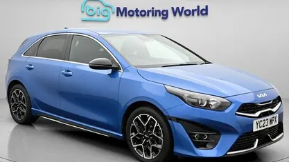 Usado Kia Ceed GT-Line 160 HP (117 kW) 2023 Azul Citadino