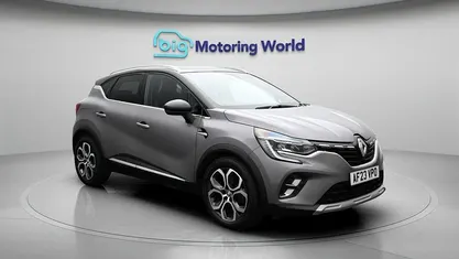 Used Renault Captur Techno 143 HP (105 kW) 2023 Grey/black SUV