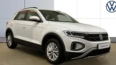 Used 2025 VW T-Roc Life SUV | £23,122 (Fair price)