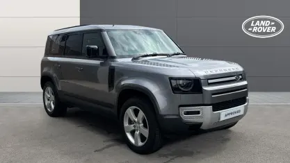 Used Land Rover Defender HSE 249 HP (183 kW) 2023 Eiger grey  metallic SUV
