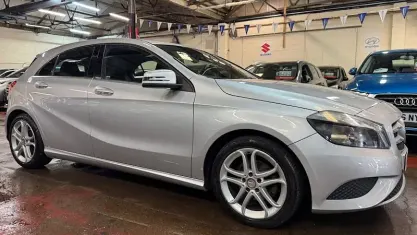 Used Mercedes A180 109 HP (80 kW) 2013 Silver Hatchback