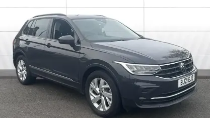 Gebraucht VW Tiguan Life 150 PS (110 kW) 2023 SUV