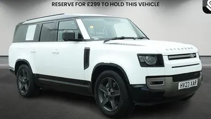 Used Land Rover Defender SE Dynamic 300 HP (220 kW) 2023 Fuji white SUV