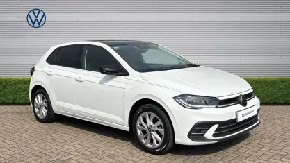 Used VW Polo Style 95 HP (69 kW) 2023 White Hatchback