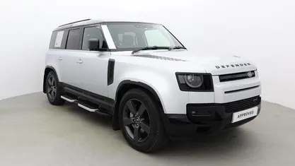 Used Land Rover Defender HSE Dynamic 300 HP (220 kW) 2024 SUV