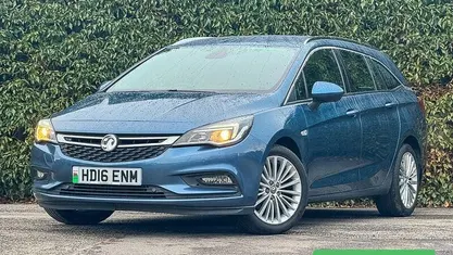 Used 2019 Vauxhall Astra Elite Estate | £8,990 (Fair price)
