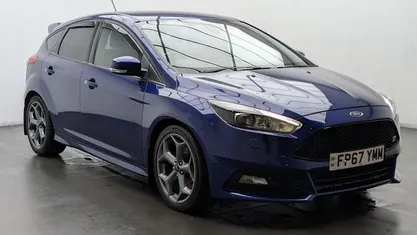 Used Ford Focus ST 185 HP (136 kW) 2017 Blue Hatchback