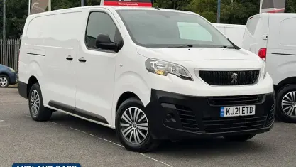 Used Peugeot Expert 122 HP (89 kW) 2021 White Van