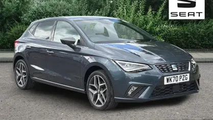 Usado Seat Ibiza XCELLENCE Lux 115 CV (84 kW) 2020 Gris Utilitario