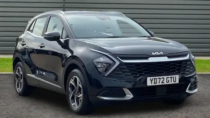 Usado Kia Sportage 114 HP (83 kW) 2022 Preto SUV