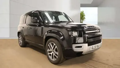 Used Land Rover Defender 404 HP (297 kW) 2022 Black SUV