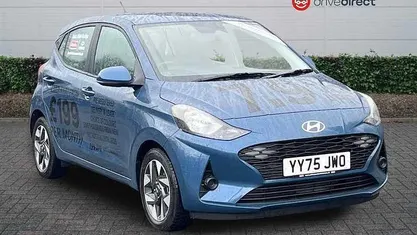 Pearl vibrant blue New 2025 Hyundai i10 Advanced Hatchback | £15,888 (Fair price)