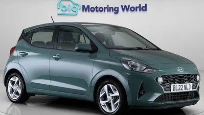 Used Hyundai i10 SE 84 HP (61 kW) 2022 Green Hatchback