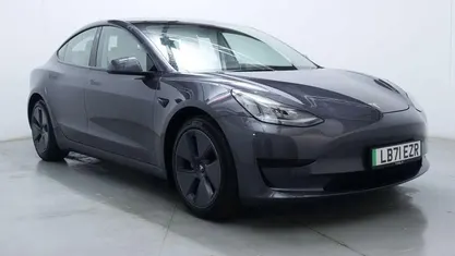 Grey Used 2021 Tesla Model 3 Standard Range Sedan | £17,000 (Fair price)