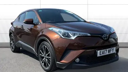 Used Toyota C-HR 122 HP (89 kW) 2017 Brown SUV