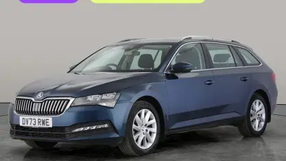 Gebraucht Skoda Superb SE 150 PS (110 kW) 2023 Blau Kombi