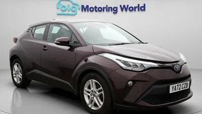 Used Toyota C-HR 122 HP (89 kW) 2023 Mauve/purple SUV