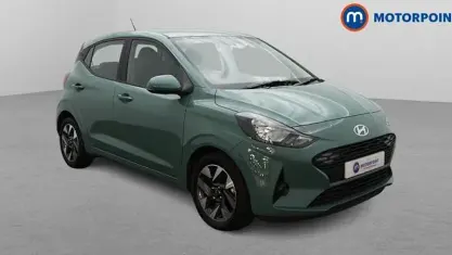 Used Hyundai i10 Advanced 67 HP (49 kW) 2024 Green Hatchback