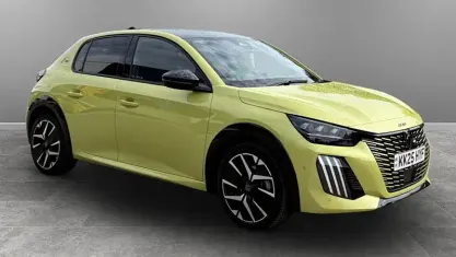Usado Peugeot 208 Premium 147 HP (108 kW) 2026 Citadino