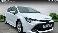 White Used 2022 Toyota Corolla Sport Estate | £16,910 (Fair price)