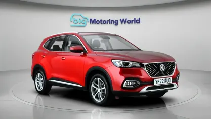Used MG HS Excite 162 HP (119 kW) 2022 Red SUV