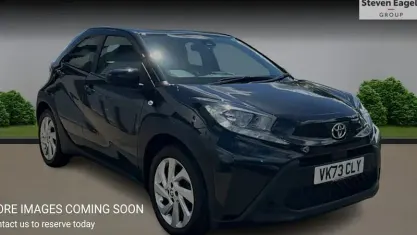 Used Toyota Aygo X PURE 72 HP (52 kW) 2025 SUV